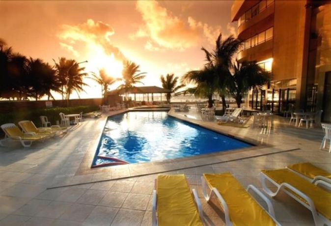 Imagen de la piscina del Hotel Village Barra. Foto 19