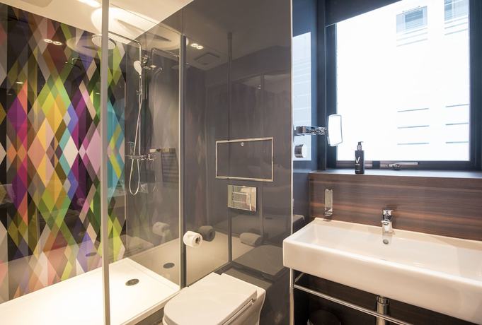 Imagen de la habitación del Hotel Village Basingstoke. Foto 3