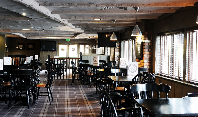 Imagen del bar/restaurante del Hotel Village Birmingham Dudley. Foto 6