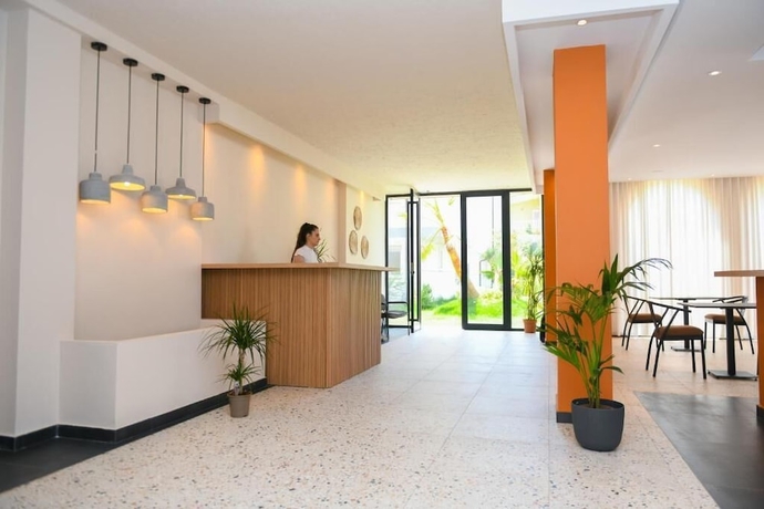 Imagen de los interiores del Hotel Village By The Sea, Durres. Foto 16