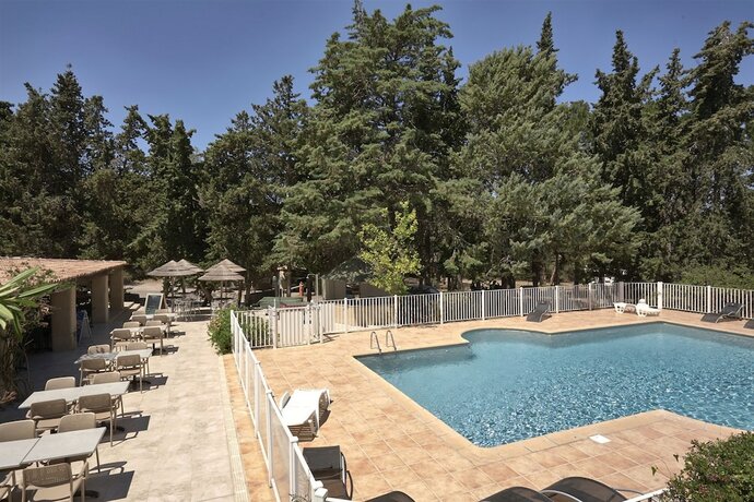 Imagen general del Hotel Village Camping de l\'Ostriconi. Foto 4