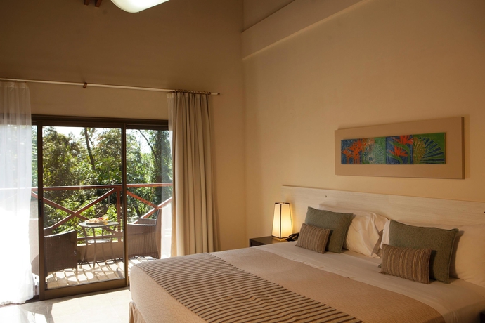 Imagen de la habitación del Hotel Village Cataratas. Foto 15