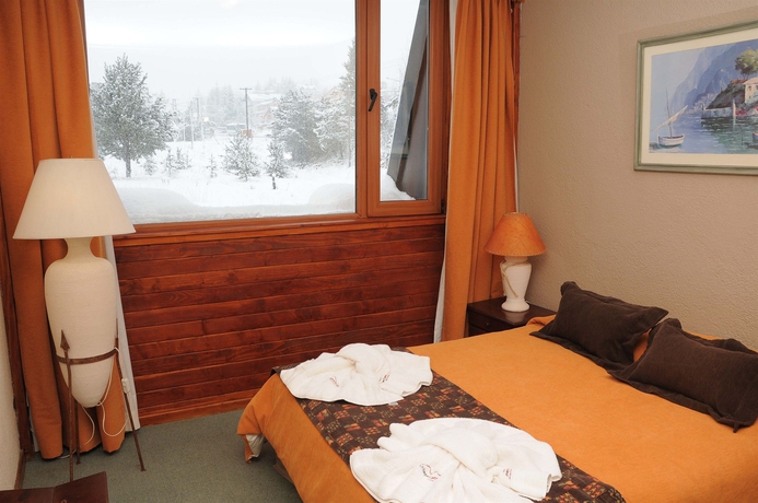 Imagen de la habitación del Hotel Village Catedral Resort and Spa. Foto 9