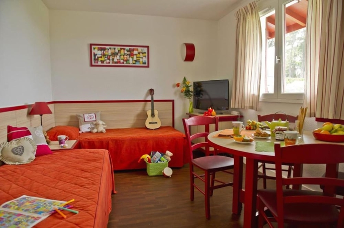 Imagen de la habitación del Hotel Village Club Mil&eacute;ade Gu&eacute;thary. Foto 8