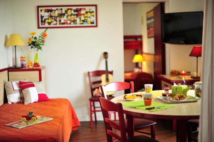 Imagen de la habitación del Hotel Village Club Mil&eacute;ade Gu&eacute;thary. Foto 9