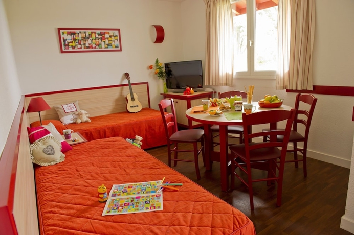 Imagen de la habitación del Hotel Village Club Mil&eacute;ade Gu&eacute;thary. Foto 18