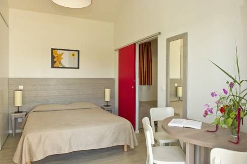 Imagen de la habitación del Hotel Village Club Mil&eacute;ade Samatan. Foto 2