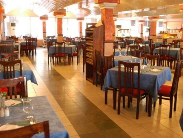 Imagen general del Hotel Village Costasur. Foto 5