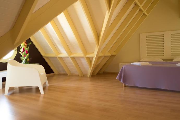 Imagen de la habitación del Hotel Village Creole. Foto 2