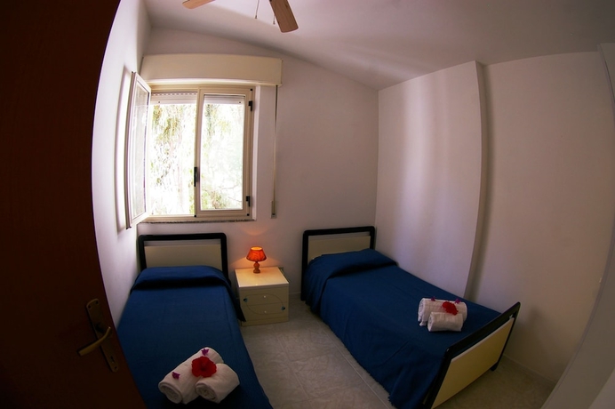 Imagen de la habitación del Hotel Village Eden. Foto 8