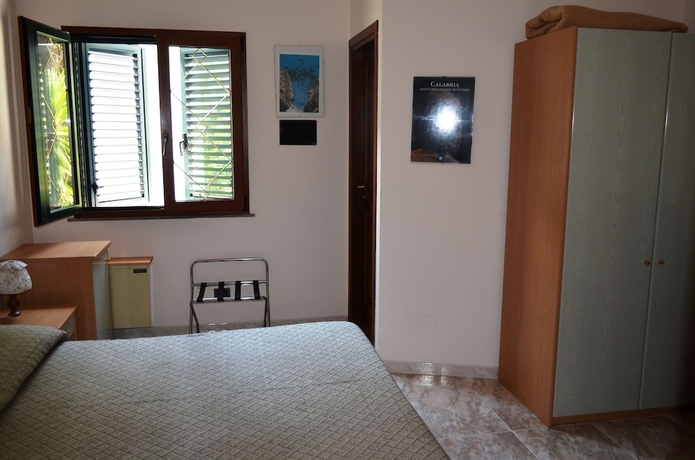 Imagen de la habitación del Hotel Village Eden. Foto 9