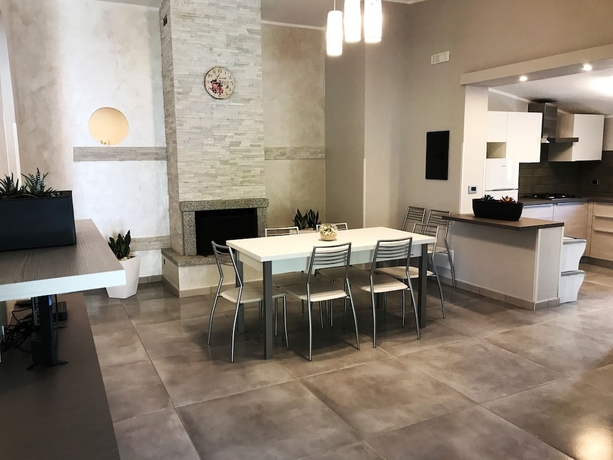 Imagen de la habitación del Hotel Village Eden. Foto 19