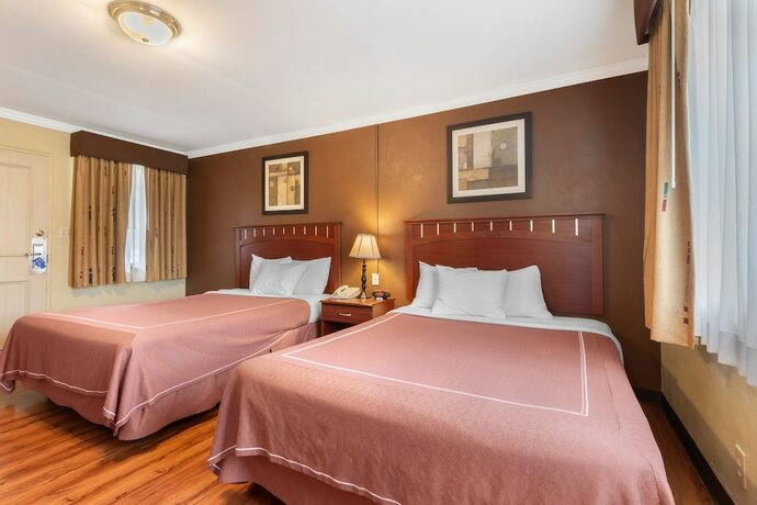 Imagen general del Hotel Village Haven Inn. Foto 15