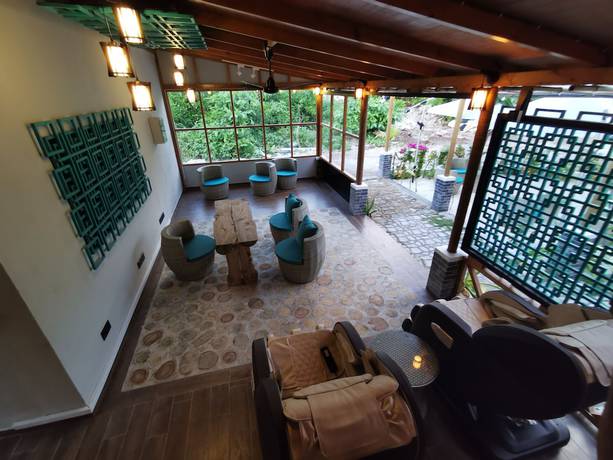 Imagen de los interiores del Hotel Village Hideaways and Spas. Foto 17