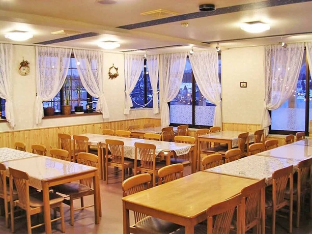 Imagen del bar/restaurante del Hotel Village Hill Juvankan. Foto 3