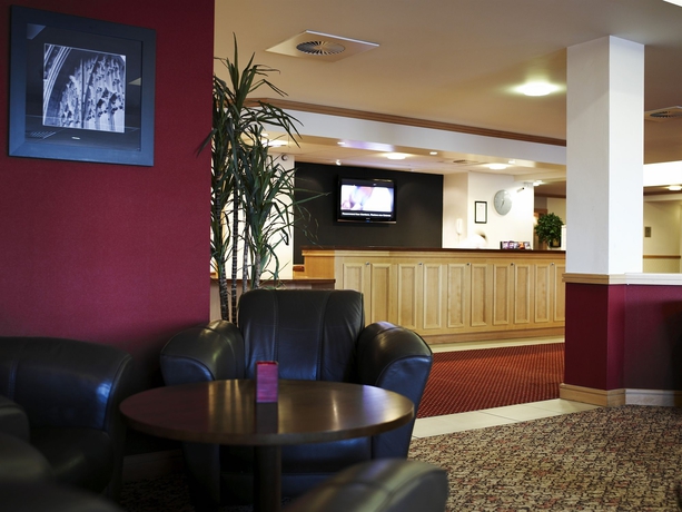 Imagen de los interiores del Hotel Village Hull. Foto 13