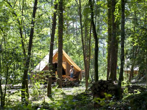 Imagen de la habitación del Hotel Village Huttopia Lanmary. Foto 2