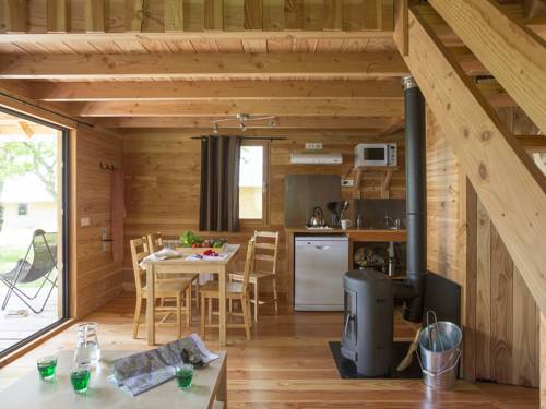 Imagen de la habitación del Hotel Village Huttopia Sud Ard&egrave;che. Foto 2
