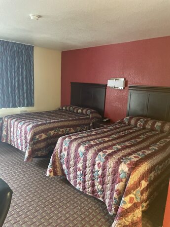 Imagen de la habitación del Hotel Village Inn, Ada. Foto 18