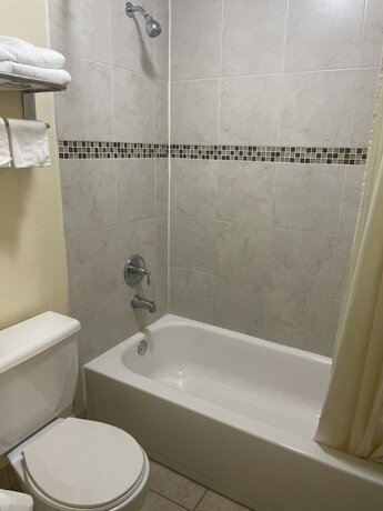 Imagen de la habitación del Hotel Village Inn, Ada. Foto 19