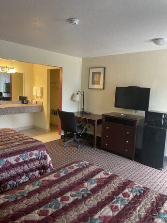 Imagen general del Hotel Village Inn, Ada. Foto 9