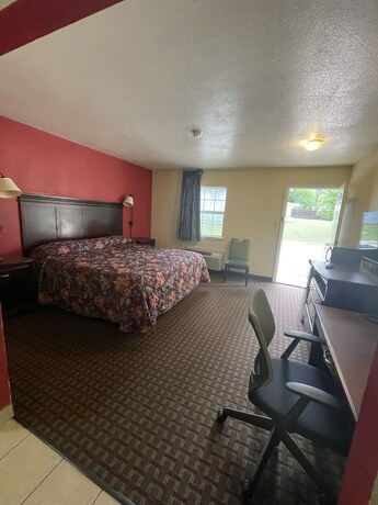 Imagen general del Hotel Village Inn, Ada. Foto 10