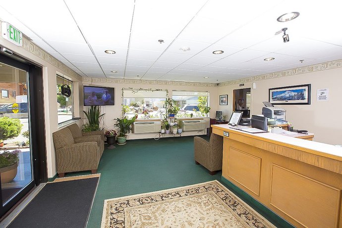 Imagen de los interiores del Hotel Village Inn And Suites, Marysville. Foto 20