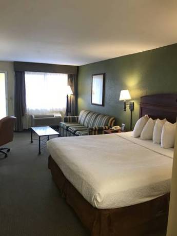 Imagen de la habitación del Hotel Village Inn Destin. Foto 9