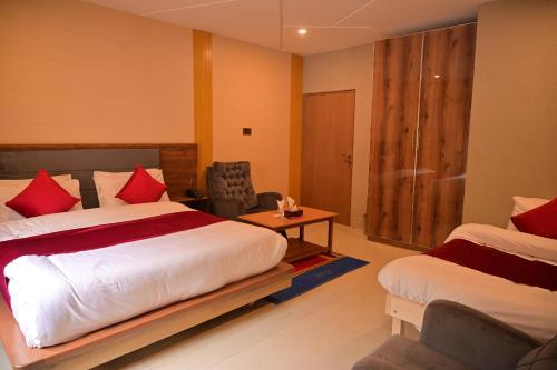 Imagen general del Hotel Village Inn Naran. Foto 13