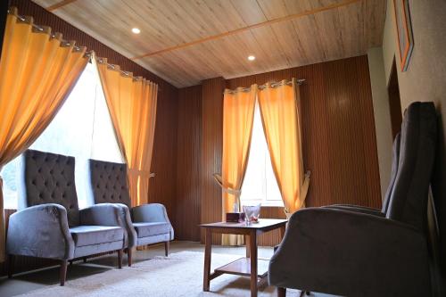 Imagen general del Hotel Village Inn Naran. Foto 14