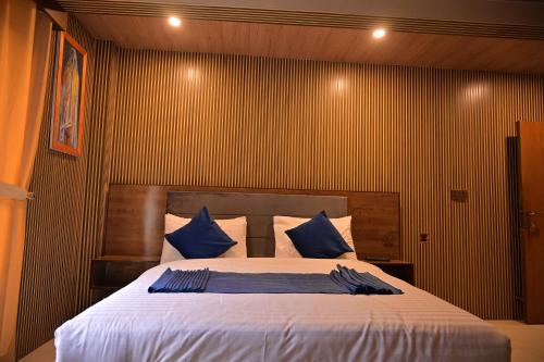 Imagen de la habitación del Hotel Village Inn Naran. Foto 15
