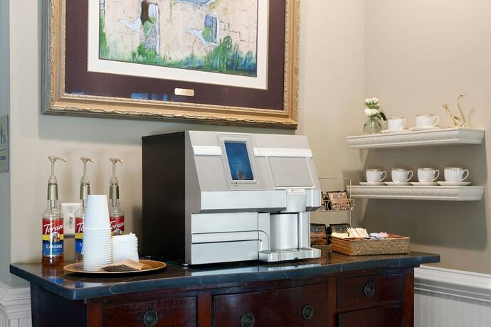 Imagen general del Hotel Village Inn and Pub. Foto 7