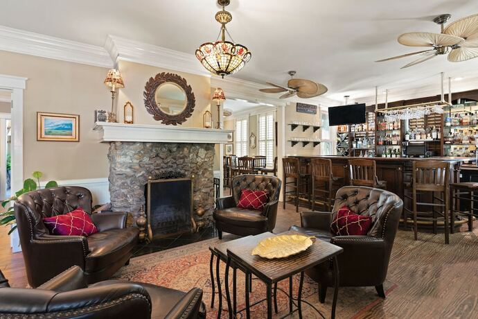 Imagen general del Hotel Village Inn and Pub. Foto 9