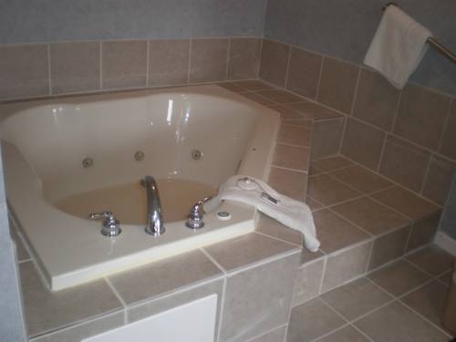 Imagen de la habitación del Hotel Village Inn and Suites, Galloway. Foto 5
