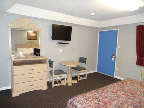 Imagen de la habitación del Hotel Village Inn and Suites, Galloway. Foto 6