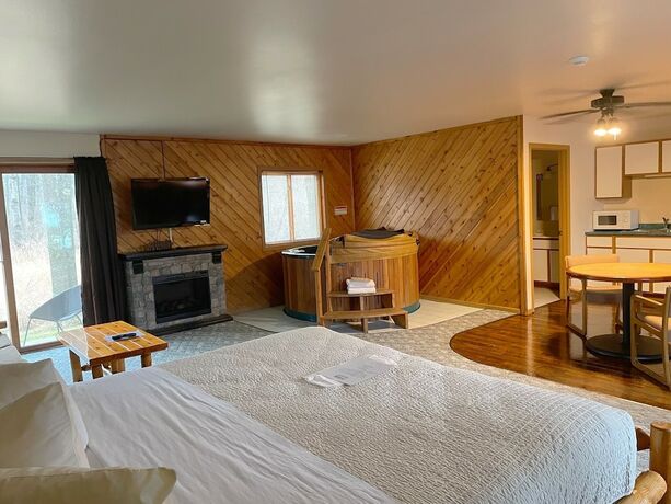 Imagen de la habitación del Hotel Village Inn on the Lake. Foto 18