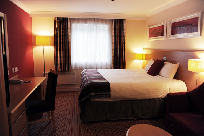 Imagen de la habitación del Hotel Village Leeds North. Foto 8