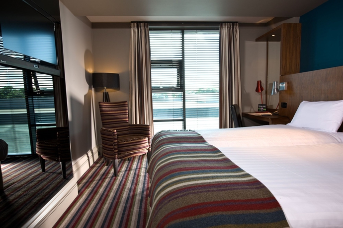 Imagen de la habitación del Hotel Village Leeds South. Foto 6