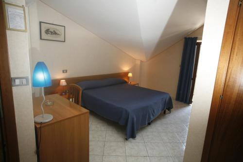 Imagen de la habitación del Hotel Village Marina, Laura. Foto 6