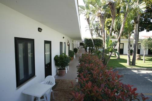 Imagen general del Hotel Village Marina, Laura. Foto 5