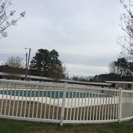 Imagen de la habitación del Hotel Village Motor Lodge. Foto 4