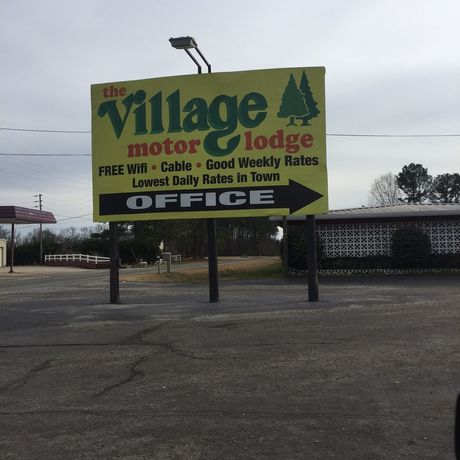 Imagen de los exteriores del Hotel Village Motor Lodge. Foto 13