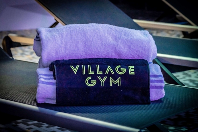 Imagen de la piscina del Hotel Village Nottingham. Foto 19