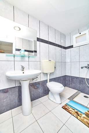 Imagen de la habitación del Hotel Village Oasis. Foto 11