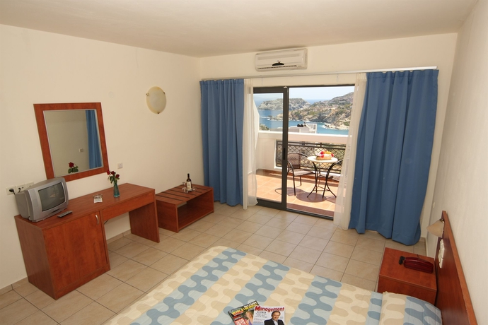 Imagen de la habitación del Hotel Village Panorama. Foto 6