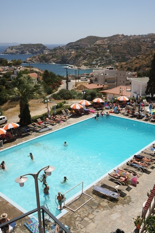 Imagen de la piscina del Hotel Village Panorama. Foto 15