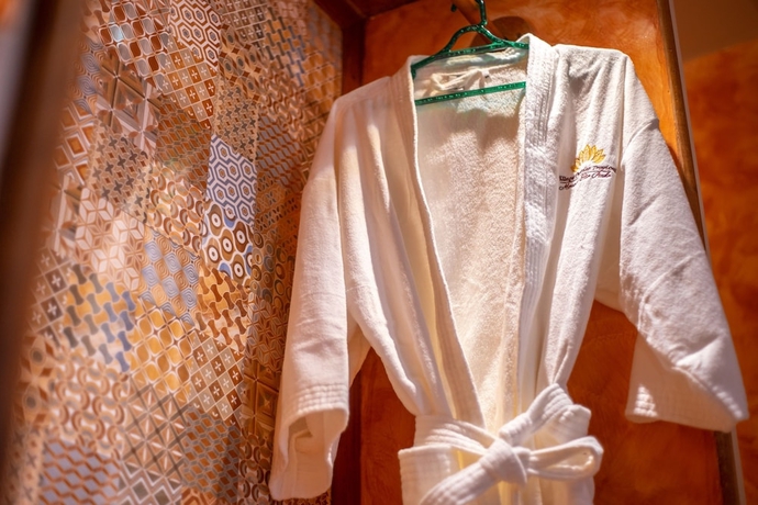 Imagen de la habitación del Hotel Village Para&iacute;so Tropical. Foto 12