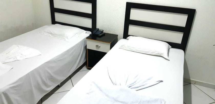 Imagen de la habitación del Hotel Village, Pato Branco. Foto 12