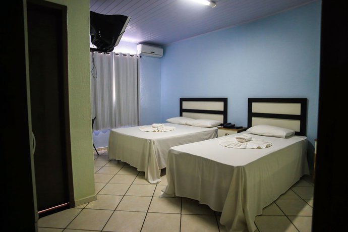 Imagen de la habitación del Hotel Village, Pato Branco. Foto 13