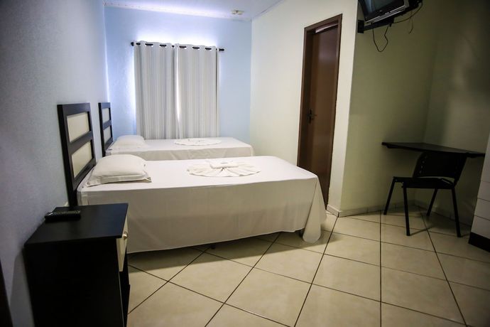 Imagen de la habitación del Hotel Village, Pato Branco. Foto 18